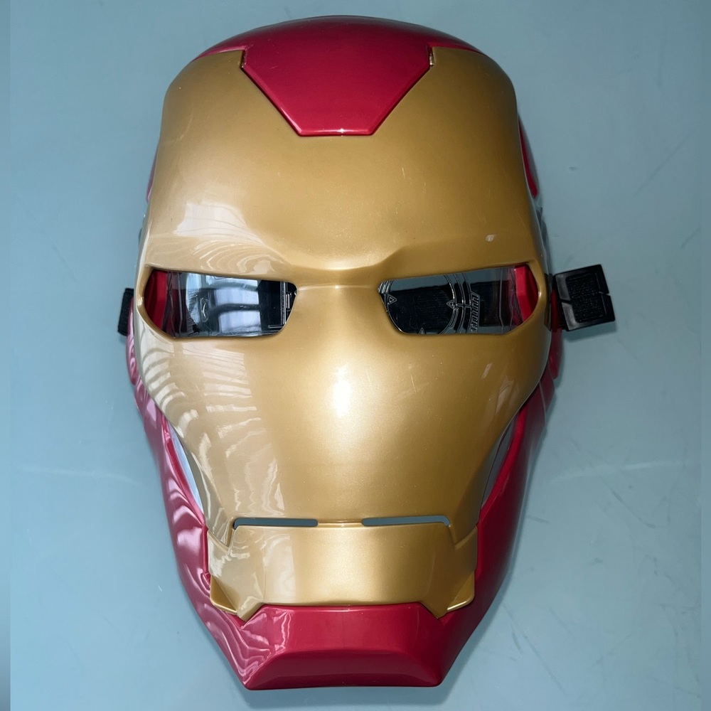 Marvel Avengers Ironman mask, kids toy, used but in great condition